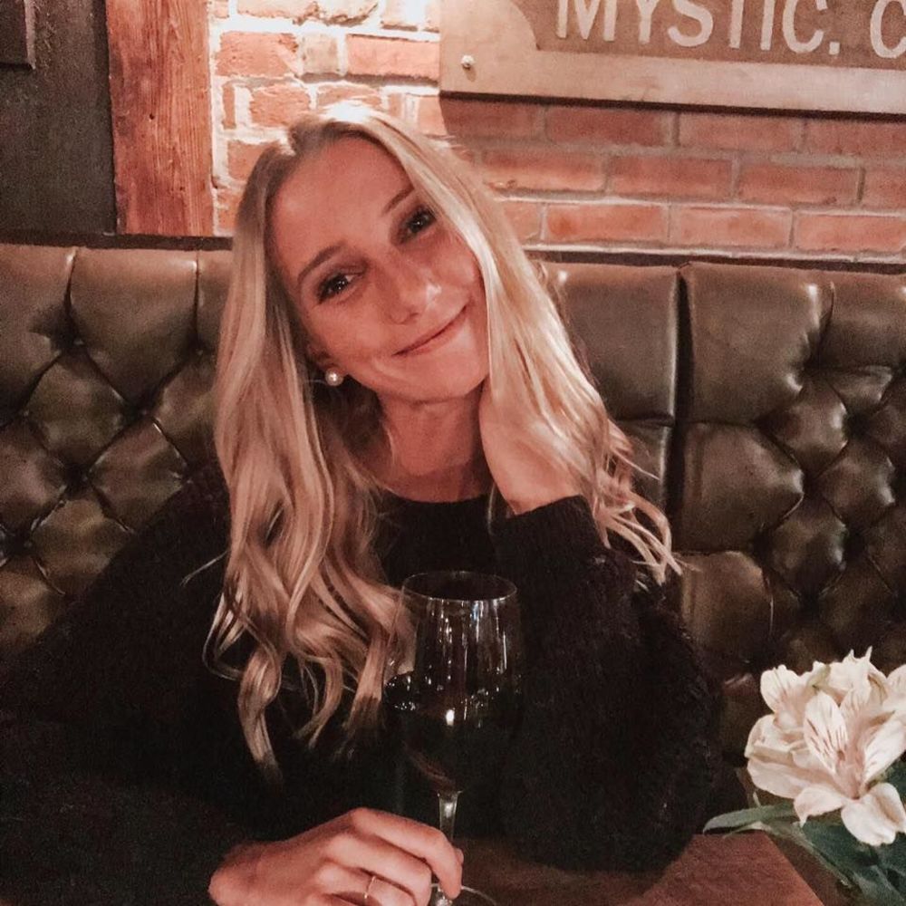 Meet your Posher, Anna